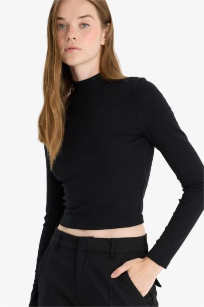 Woman Long Sleeve T-Shirt