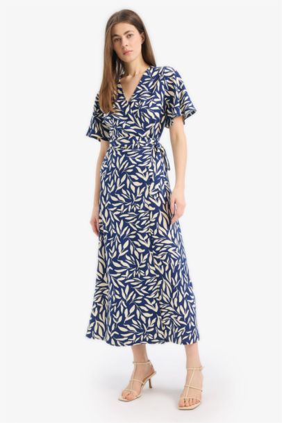 Макси-платье с коротким рукавом, с запахом и цветочным рисунком, из льняной смеси