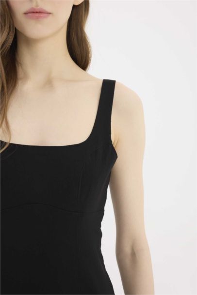 فستان طويل بوديكون بياخة U