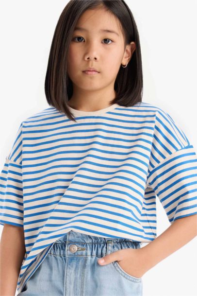 Girl Relax Fit Crew Neck Striped T-Shirt