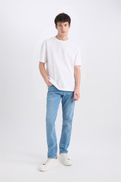 بنطلون جينز بيدرو سليم فيت بخصر عادي ورجل ضيقة