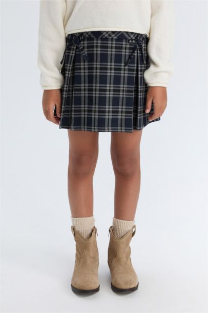 Girl Plaid Pleated Skirt