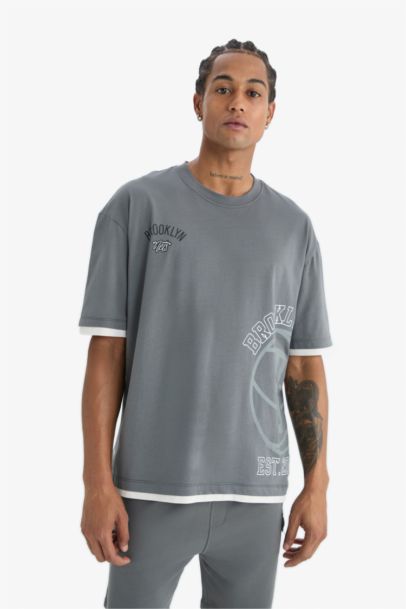 NBA Brooklyn Nets Oversize Geniş Kalıp Bisiklet Yaka Kısa Kollu Tişört