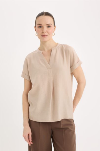 Regular Fit Crew Neck Short Sleeve Blouse