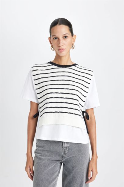 Regular Fit Bisiklet Yaka Çizgili Yan Bağcıklı Süveter