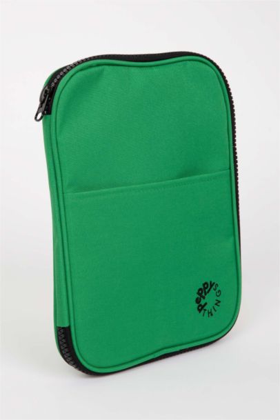 جنطة تابلت من Peppythings x DeFacto