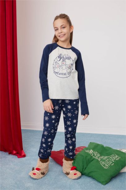 Girl Christmas Themed Top Bottom 2 Piece Pajama Set