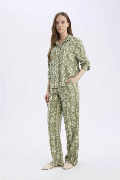 Pantalon droit à coupe régulière