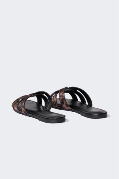 Woman Flat Sole Faux Leather Slippers