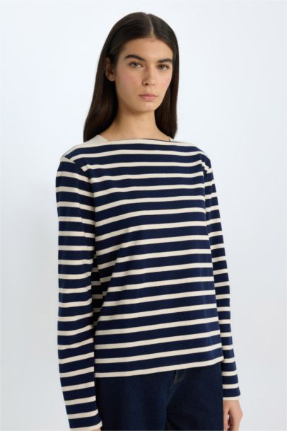 تي شيرت كم طويل مخطط قصة عادية بياقة مستديرة