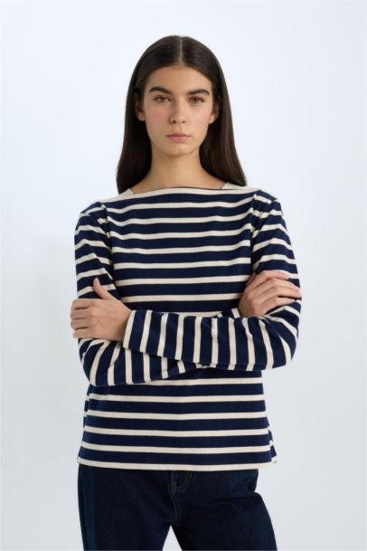 تي شيرت كم طويل مخطط قصة عادية بياقة مستديرة