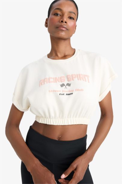 تيشيرت رياضي نص كم مطبوع برقبة مستديرة من DeFactoFit