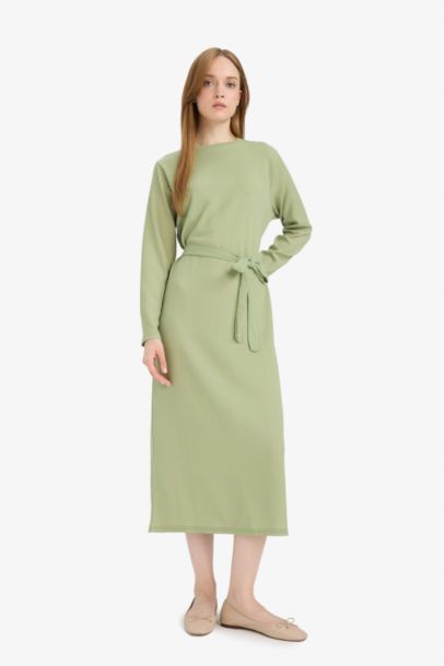 Regular Fit Crew Neck Dress