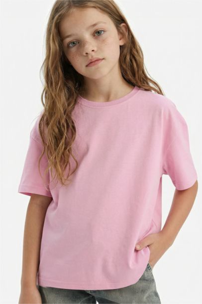 Girl Relax Fit Crew Neck Basic T-Shirt
