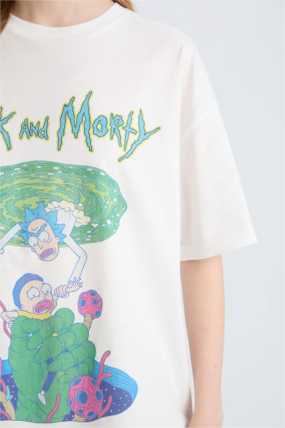 تيشيرت مطبوع اوفر سايز بياخة مستديرة من ريك ومورتي