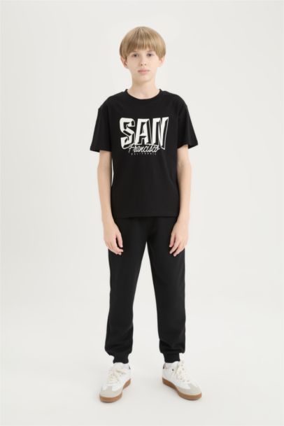 تيشيرت نص كم مطبوع قصة عادية برقبة مستديرة