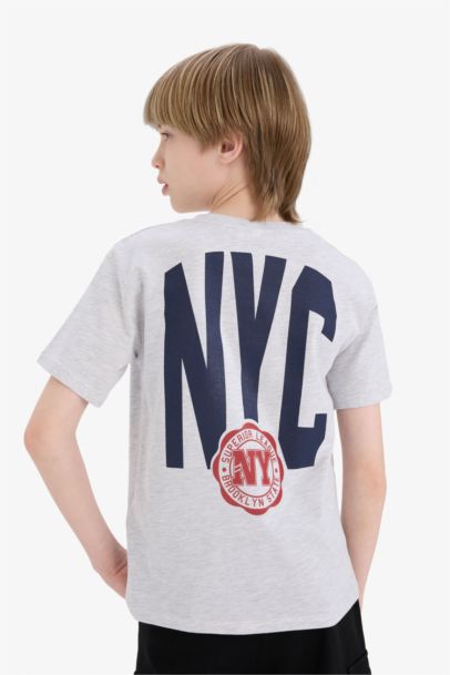 تيشيرت نص كم مطبوع قصة عادية برقبة مستديرة