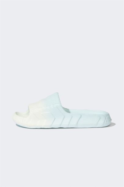 شبشب نسائي إيفا بكعب مسطح بشريط مزدوج