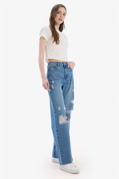 90's Wide Leg Ripped Detailed High Waist Washed Jeans
