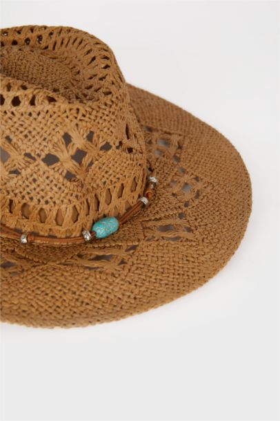 قبعة قش نسائي