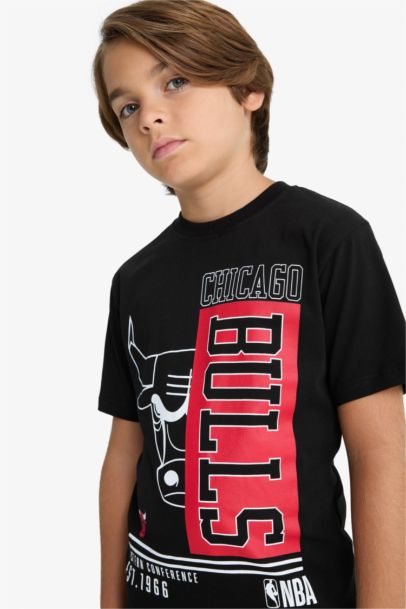 تيشيرت اولادي نص كم قصة عادية من شيكاغو بولز