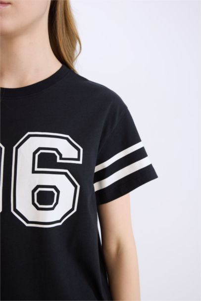 Regular Fit Crew Neck Short Sleeve T-Shirt