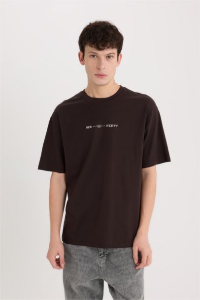 تيشيرت قطن اوفر سايز مطبوع برقبة مستديرة من ريك ومورتي