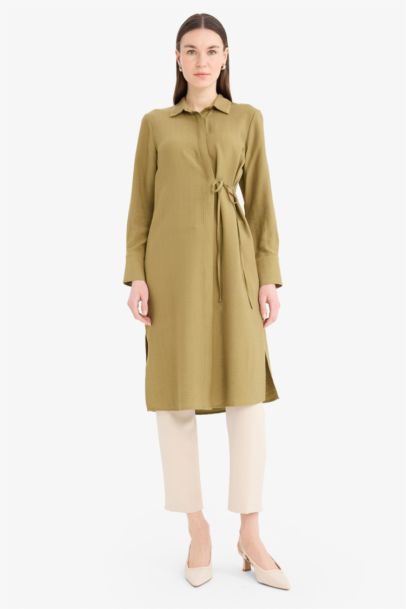 Chemise longue à col chemise et manches longues Coupe régulière