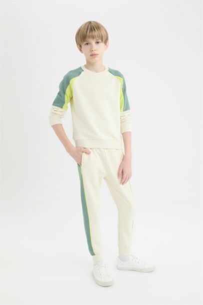 Ensemble de t-shirt à col rond imprimé et pantalon de survêtement pour garçon