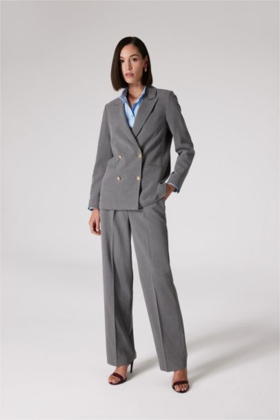 Sorbe x DeFacto Kruvaze Yaka Basic Düz Düğmeli Blazer Ceket