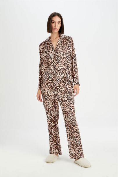 Fall in Love Leopard Patterned Satin 2 Piece Pajama Set