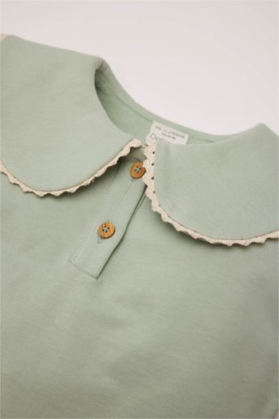 Sweatshirt à grand col avec boutons pour bébé fille