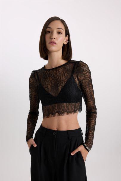 بلوزة كم طويل كروب بياقة مستديرة