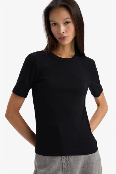 Woman Short Sleeve T-Shirt