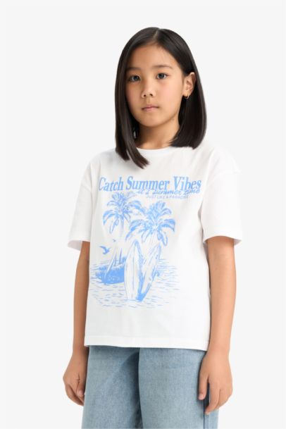 Girl Relax Fit Crew Neck T-Shirt