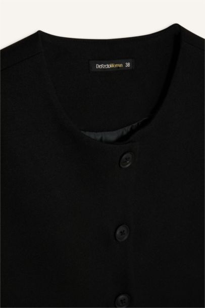 جيلي برقبة مستديرة