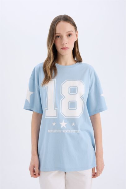 تيشيرت نص كم اوفر سايز مطبوع  برقبة مستديرة