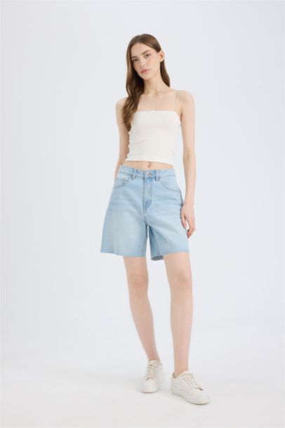 Джинсовые шорты-бермуды с высокой посадкой на талии