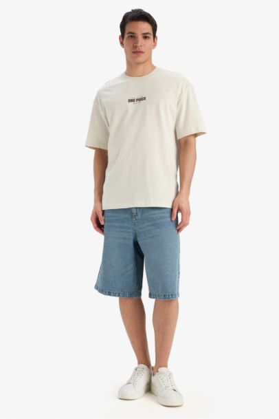 One Piece Boxy Fit Crew Neck Printed T-Shirt
