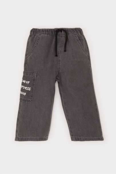 بنطلون جينز ولادي قصة عادية برجل مطاطي وجيب