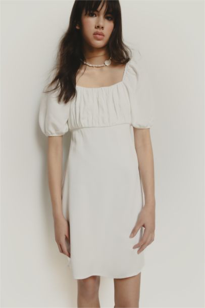 A Cut Square Neck Linen Short Sleeve Midi Dress