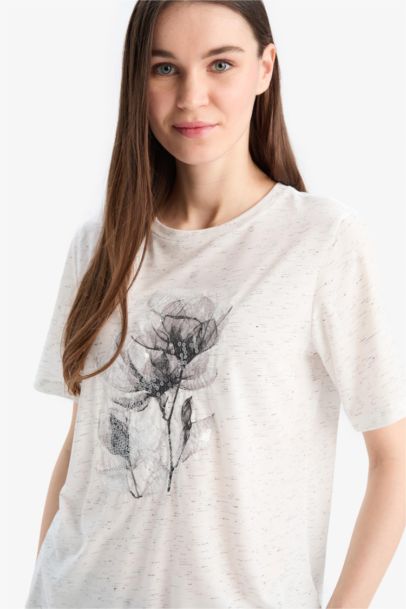 Regular Fit Crew Neck Short Sleeve T-Shirt