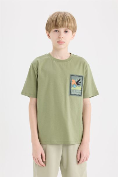 تيشيرت اولادي نص كم مطرز قصة عادية بياقة مستديرة كاكي