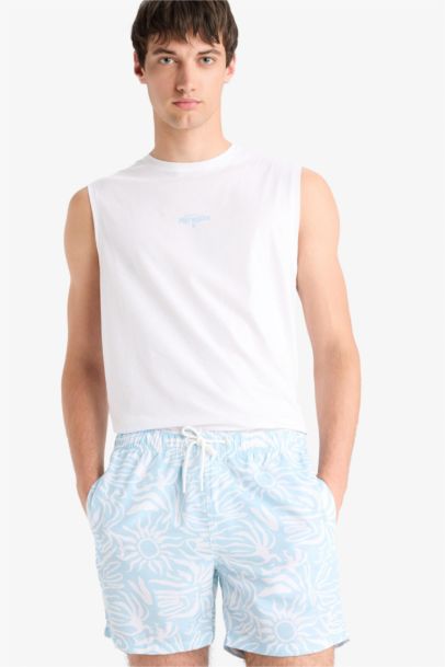 Short de bain court imprimé avec doublure filet