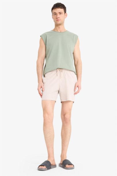 شورت بحر قصير ببطانة شبكية