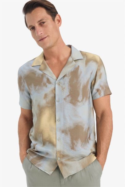 Рубашка с воротником-поло из аэробина с короткими рукавами современного кроя