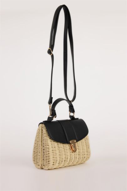 Woman Straw Shoulder Bag