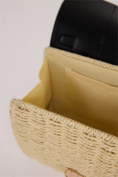 Woman Straw Shoulder Bag