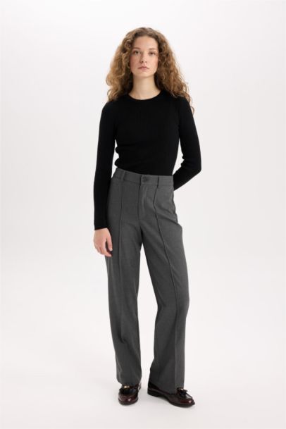 Pantalon classique taille normale à jambes larges