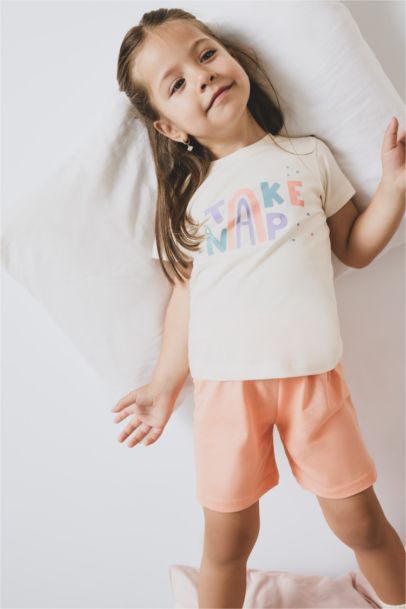 %100 Pamuklu Yıldız Desenli Beli Lastikli 4'lü Pijama Takımı Kız Bebek